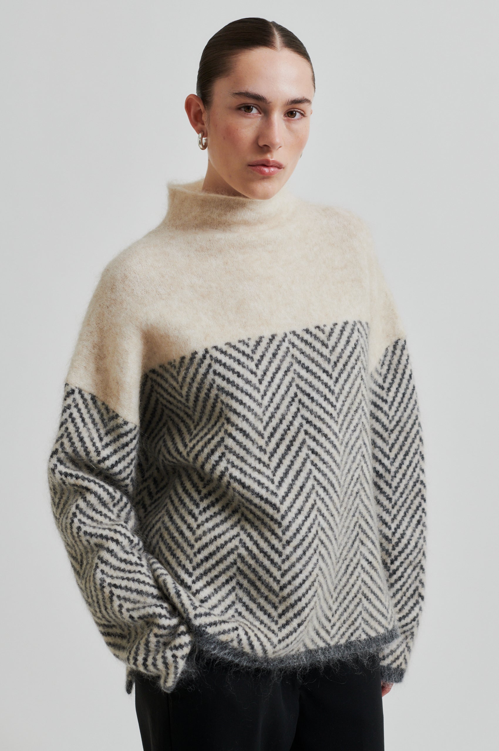 Herrin Knit T-Neck – secondfemale.com