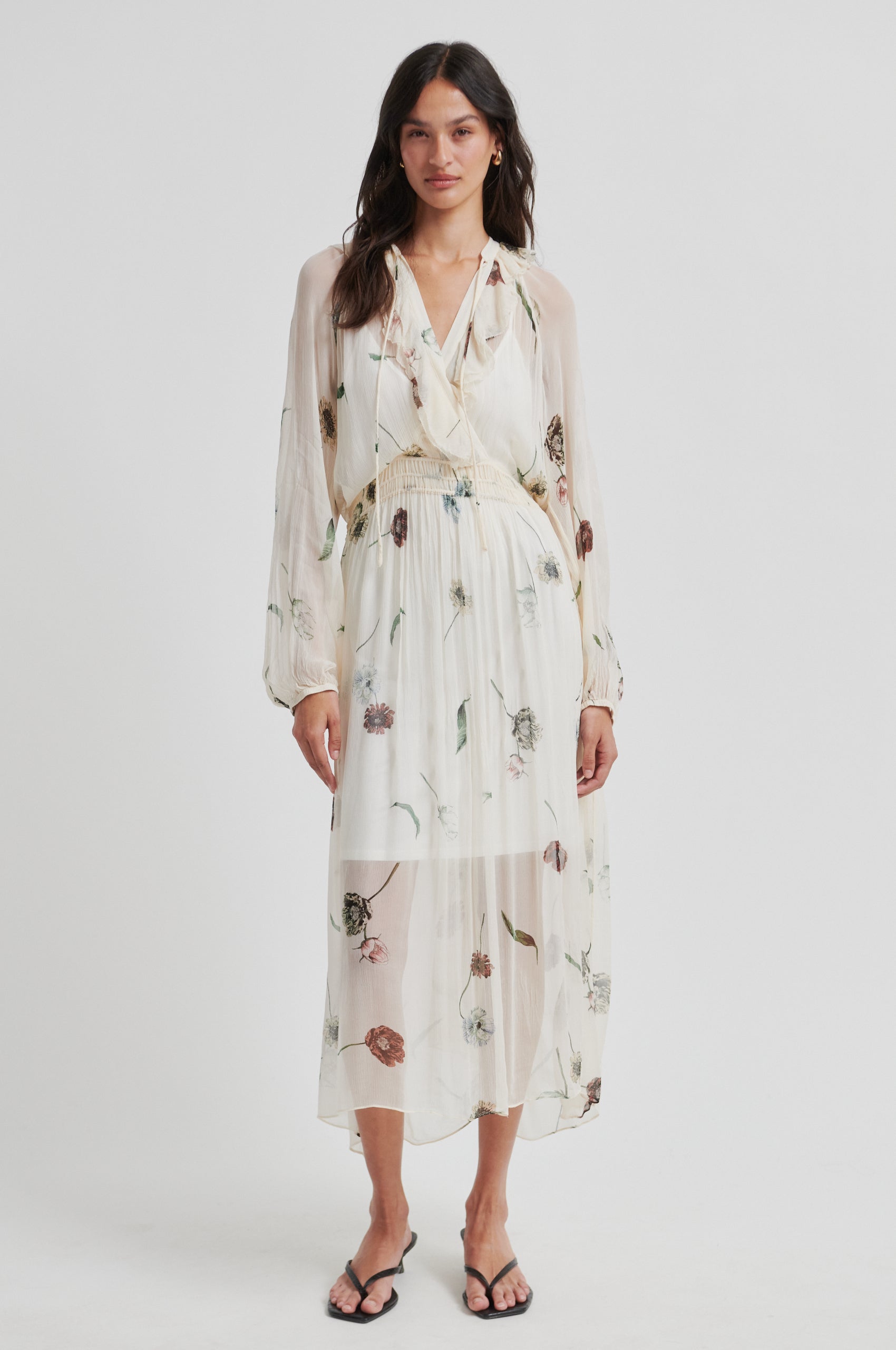 white floral maxi dress with sleeves Florala – Size (Mother):M recomm_dr3621 Simier Fariry Dress - Womens Millà Elegant Floral