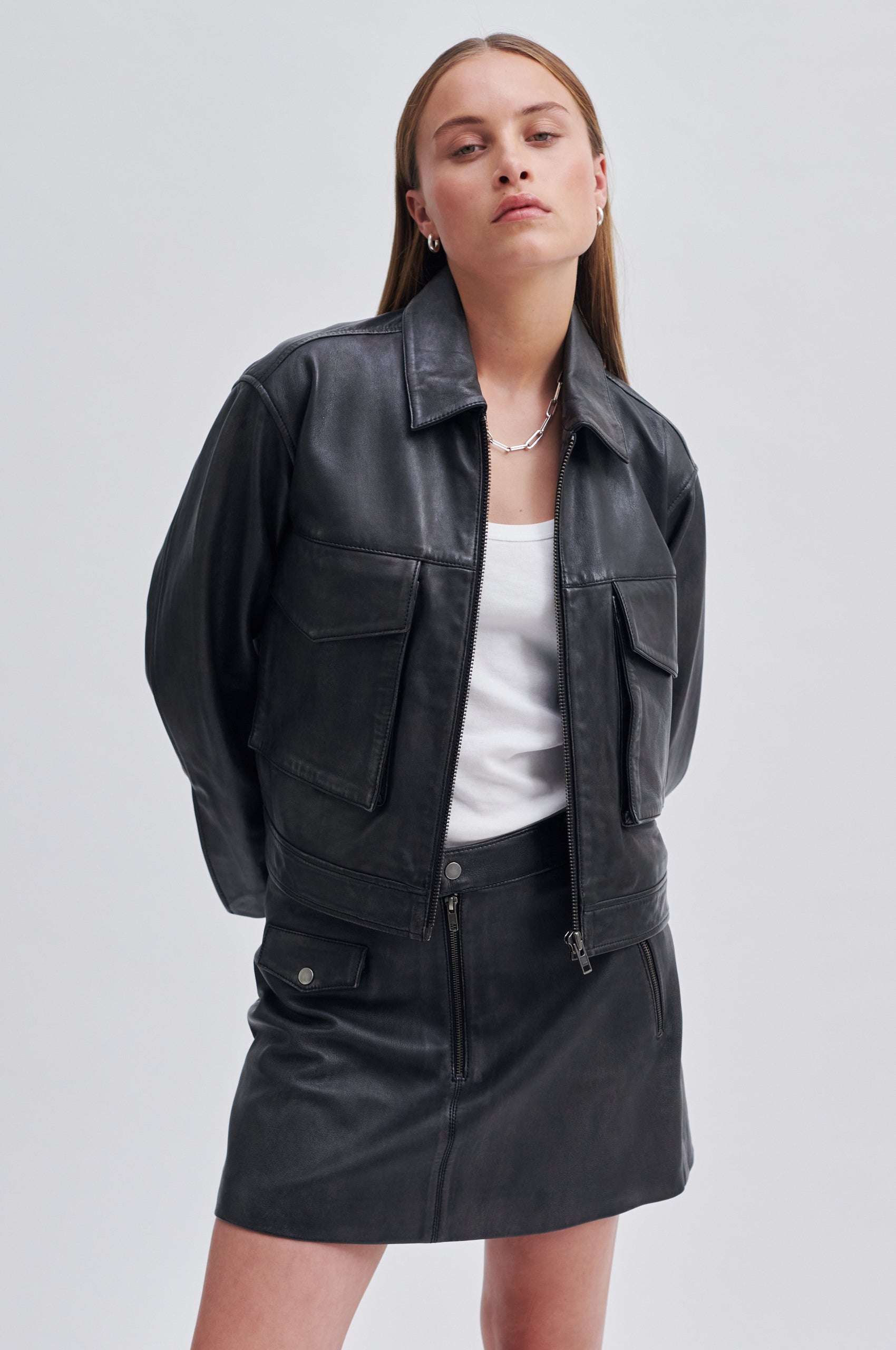 Second hand 2025 womens leather jackets