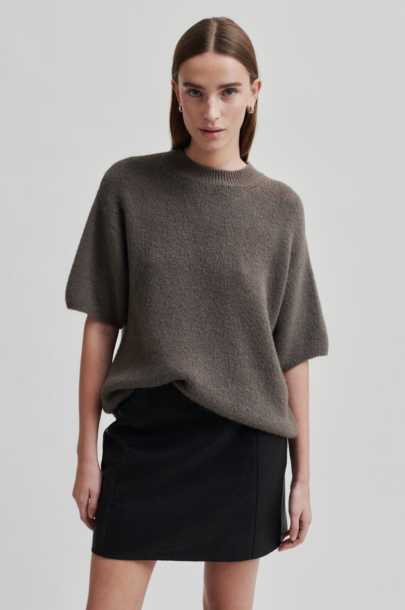 Wanda Knit O-Neck