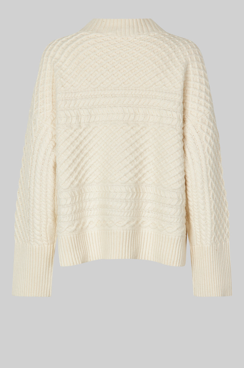 Glavia Knit T-Neck