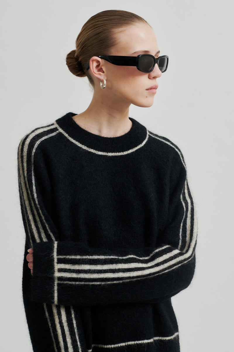 Rosemarie Knit O-Neck