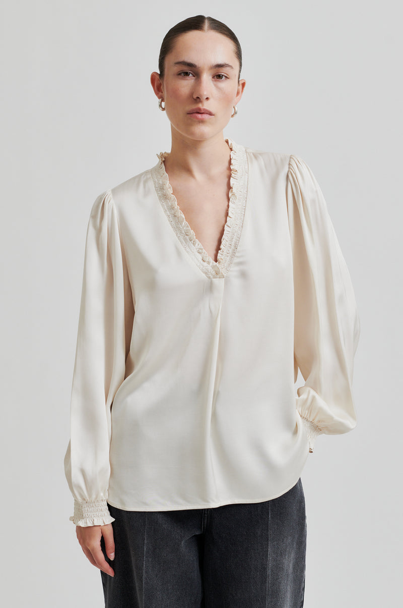 Bardi V-Neck Blouse