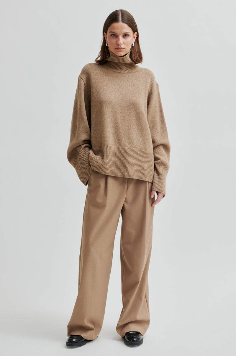Alpha Knit T-Neck