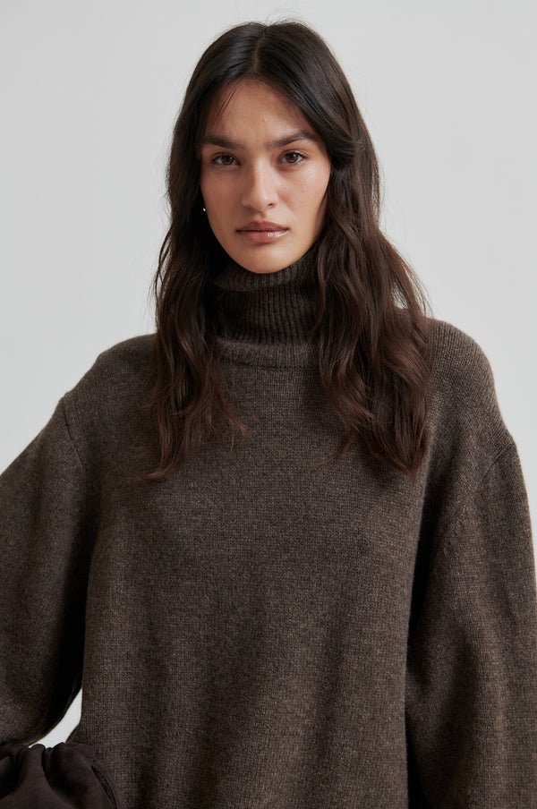 Alpha Knit T-Neck