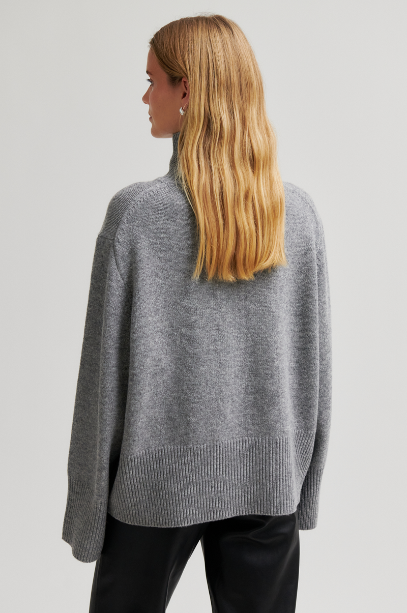 Alpha Knit T-Neck