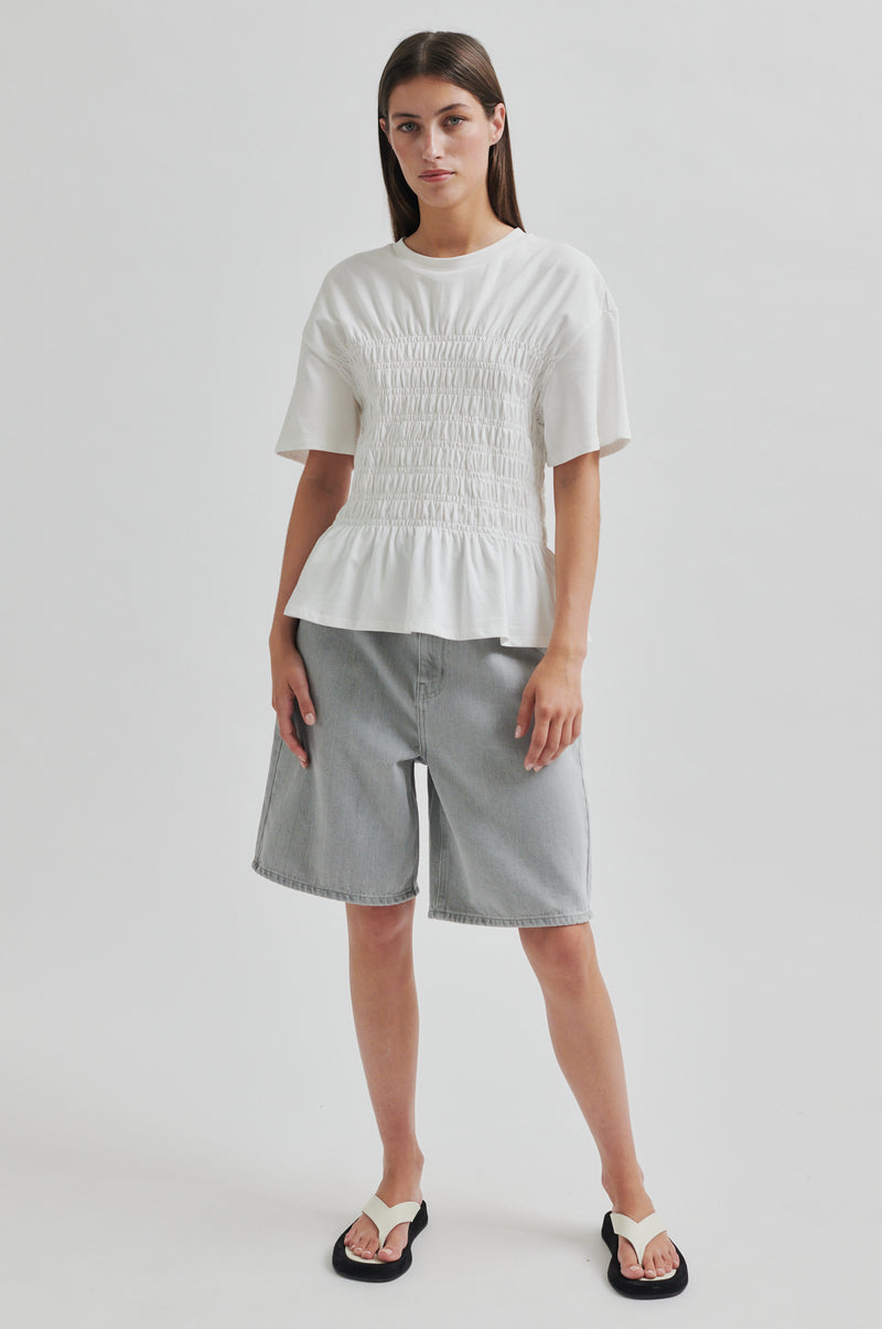 Magali Tee