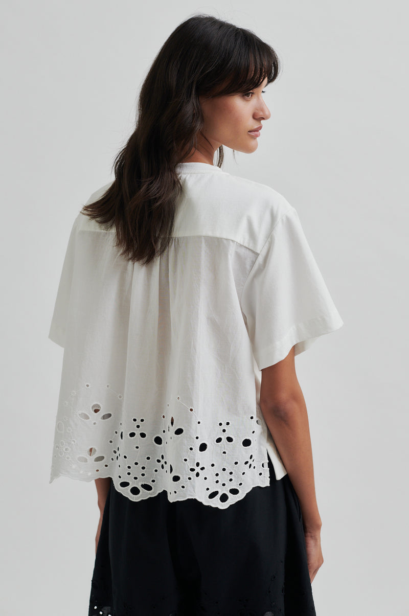 Limonel Tee