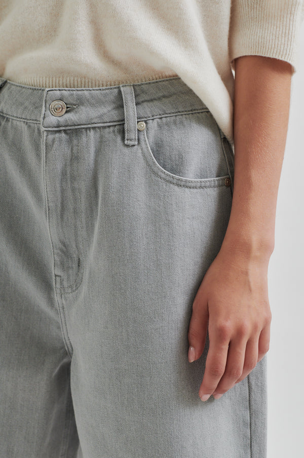 Esso Bermuda Shorts