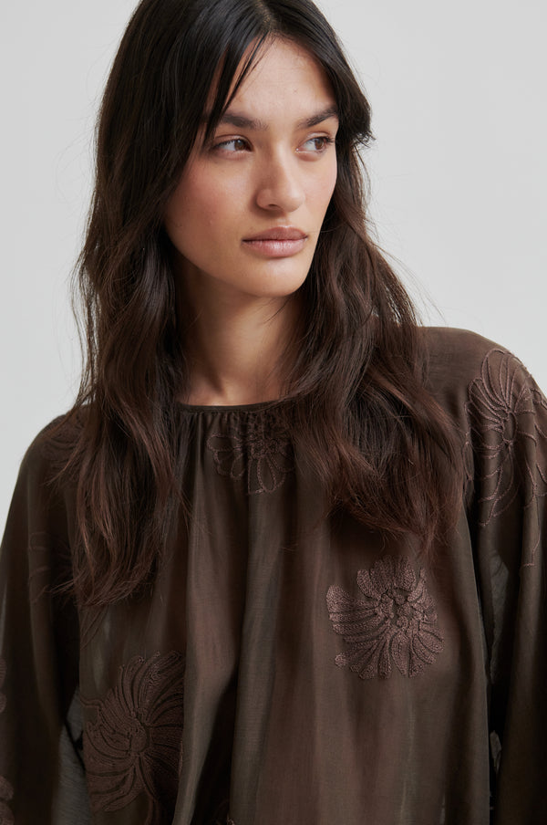 Veria Blouse