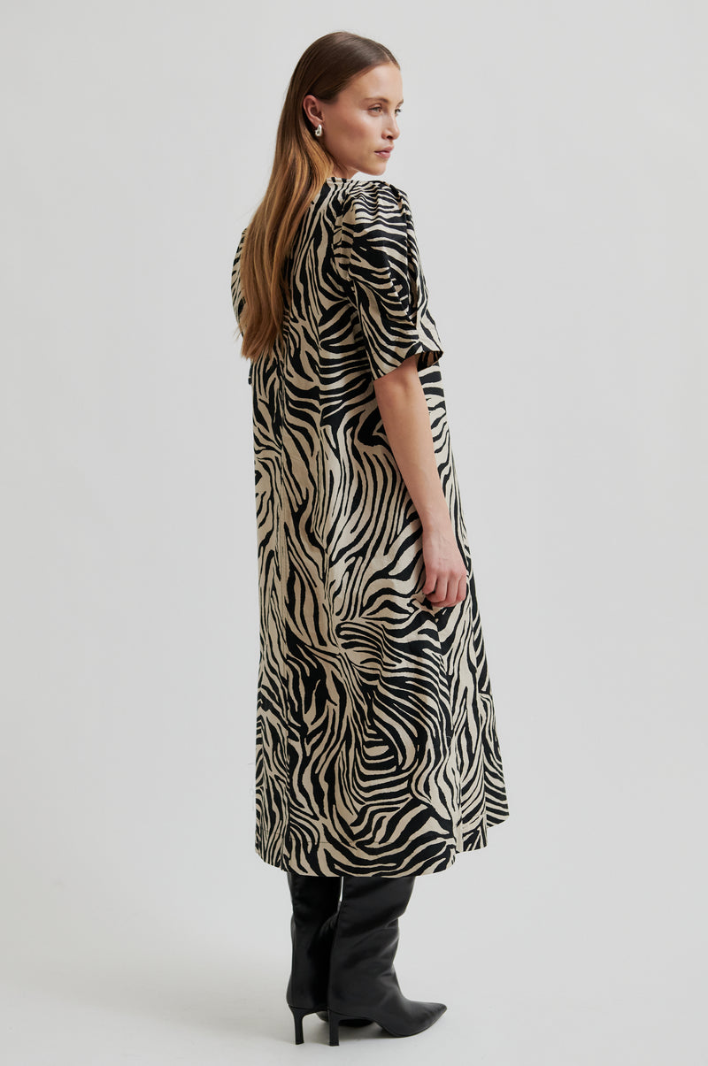 Pranni Dress