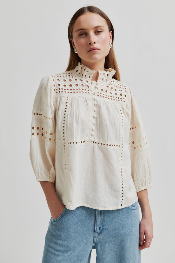 Brunie Blouse