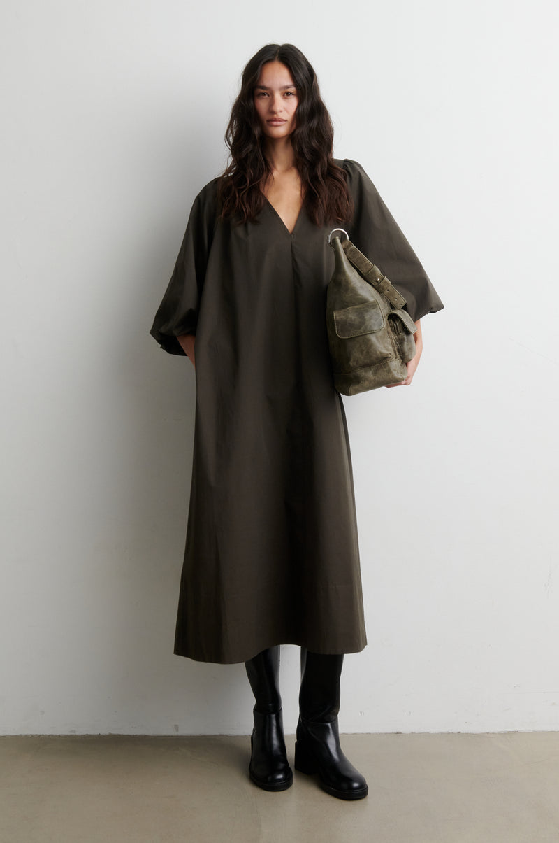 second female green dress Viana – Beaded Evening Wear