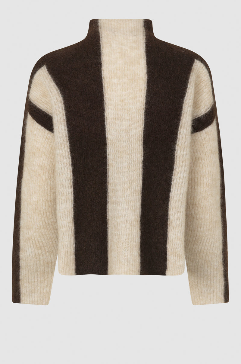 Hertha Knit T-Neck