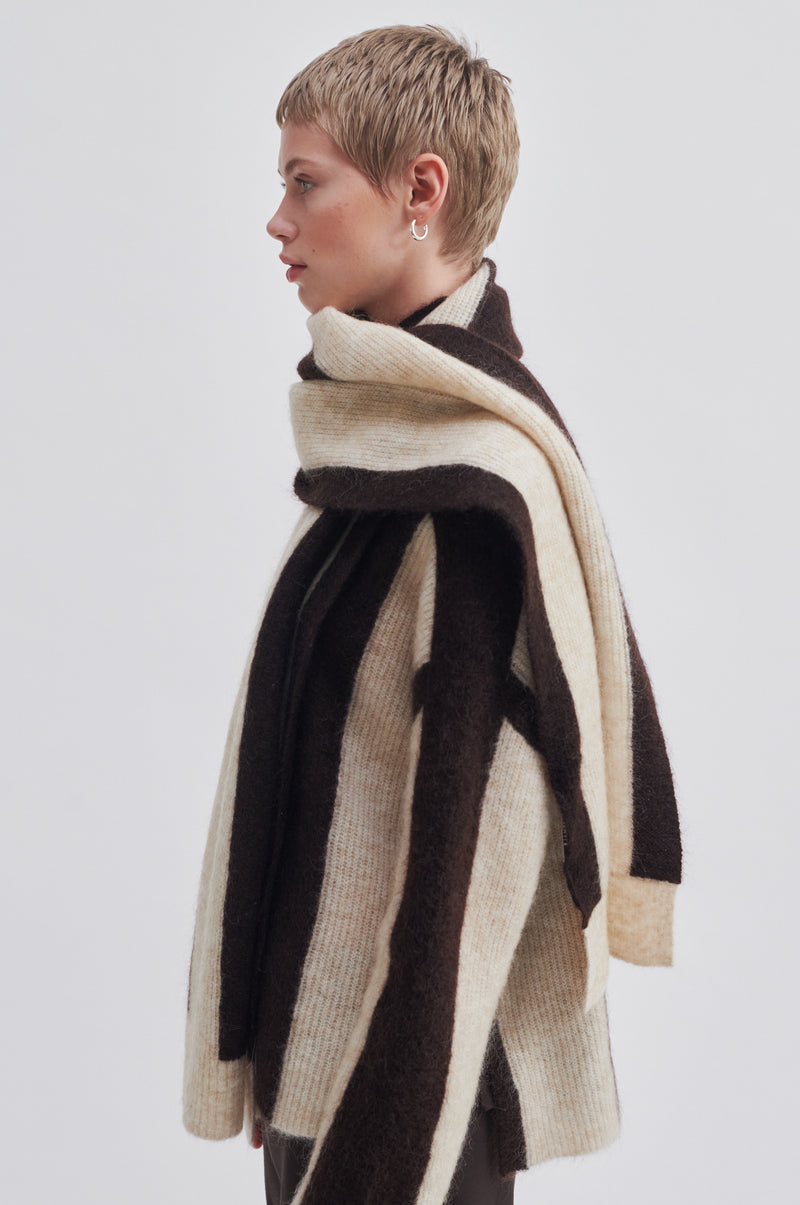 Hertha Knit Scarf