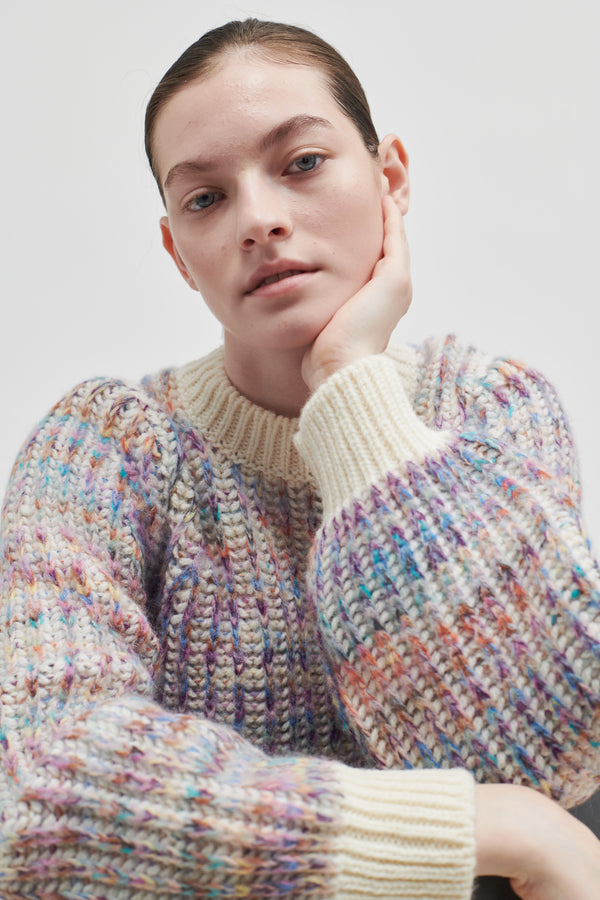 Nimka Knit O-Neck
